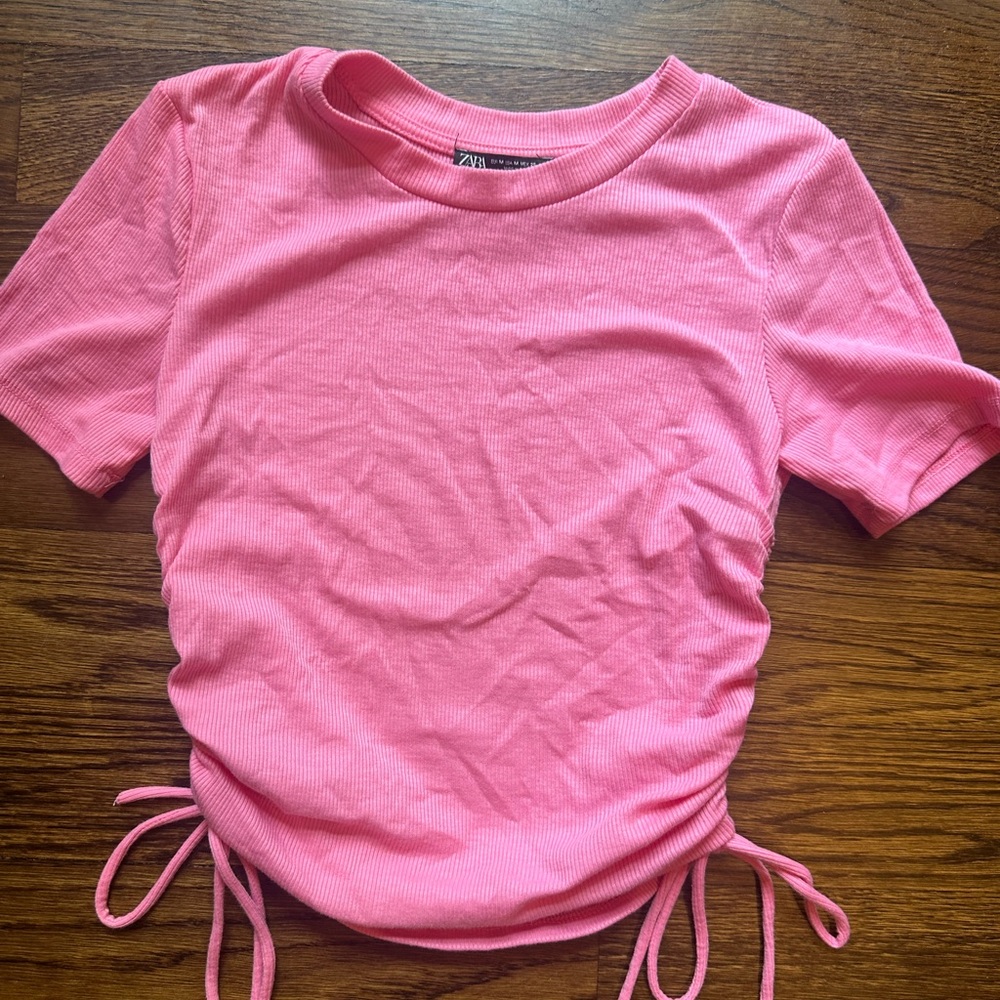 Zara Cropped T-shirt with adjustable straps on the side